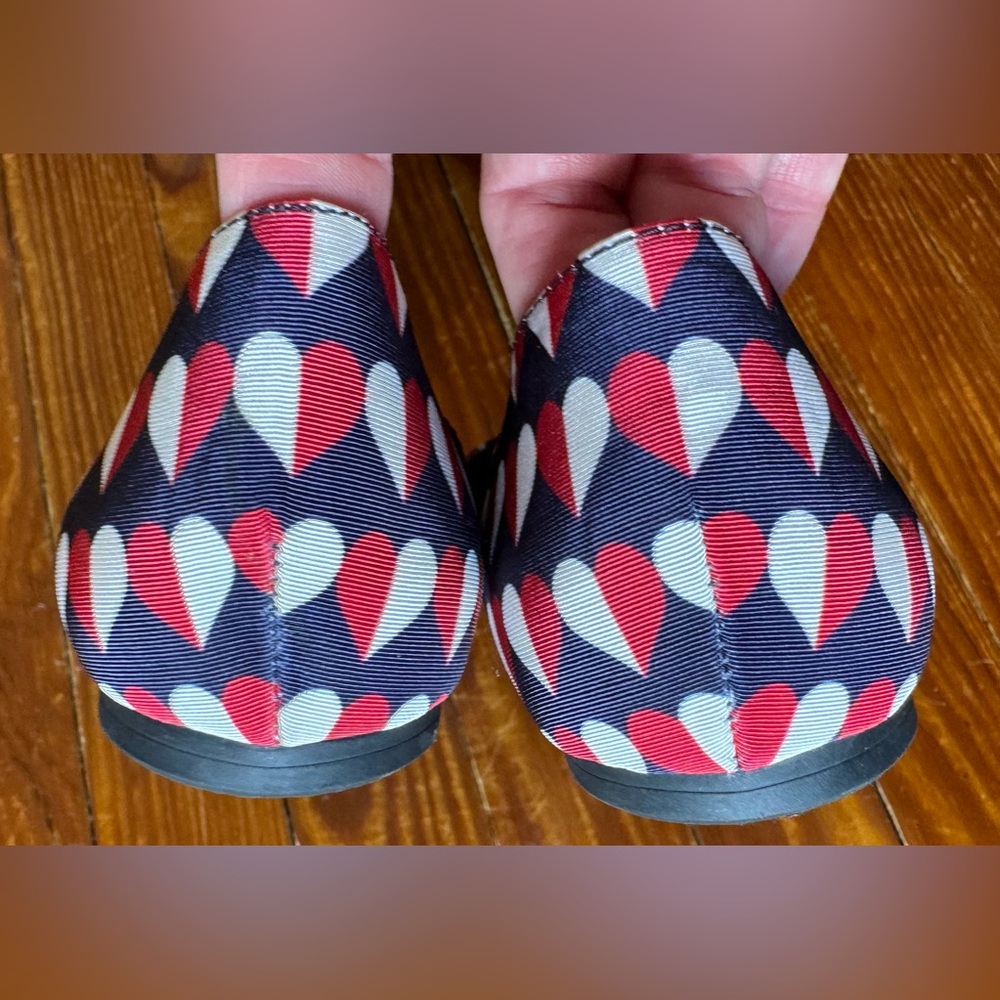 Nine West Heart Red/Blue/White Pointed Toe Flats - 7.5 - Picture 4 of 5